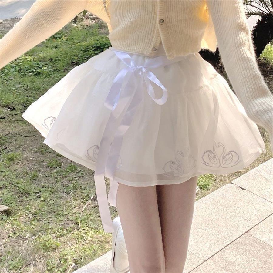 甜美芭蕾风蓬蓬短裙子2024春夏新款纯欲风洋气法式短款天鹅半身裙