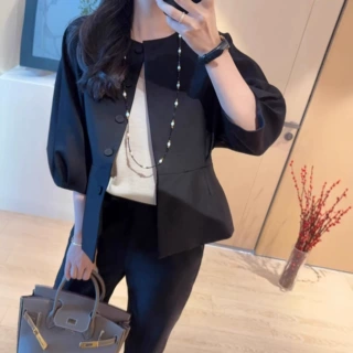 现货显瘦通勤小洋装气质涌现早春丝毛收腰西装外套九分西裤套装女
