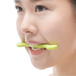 Smile Auxiliary Exerciser for Mouth and Lips Smile Training Massager Mouth Exerciser Mouth Type Trainer
