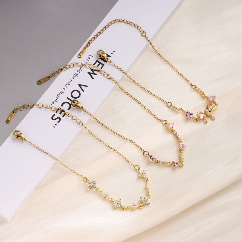 New Stainless Steel Sweet Bowknot Bracelet for Women with Copper Micro-Inlaid Colorful Zircon Pendant, Heart-Shaped Cute Versatile Hand Accessory