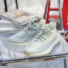 �����汬�߰汾�ӽqҬ��350V2�ڝM����͸���ܲ���Ů���e�\��Ь