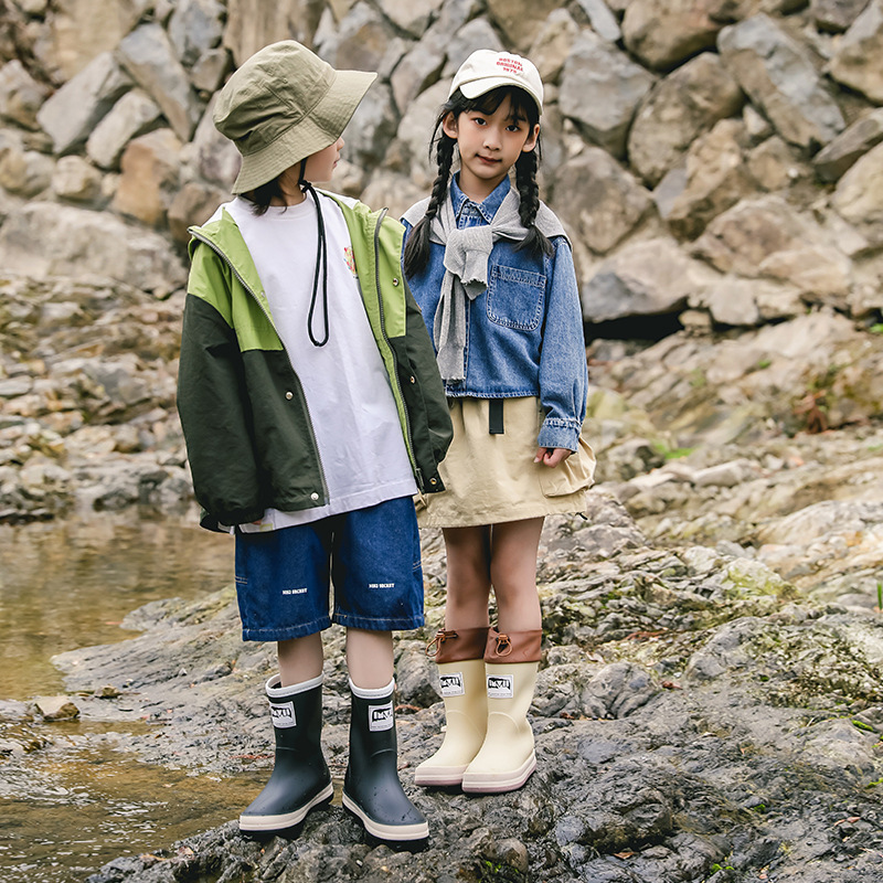 Yuzhihao new children's rain boots boys and girls rain boots fashion camping Four Seasons outdoor drawstring water shoes