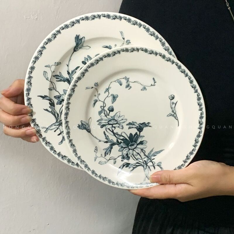 中古のフランスの青い花のデイジーの食事の皿の陶磁器の復古の皿のヴィンテージのデザートの洋食の皿の卸売り|undefined
