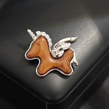 �ɐ�ľ�|������С�w�R���僽�ٴ������Ф���ǫF�e���Ůͬ��