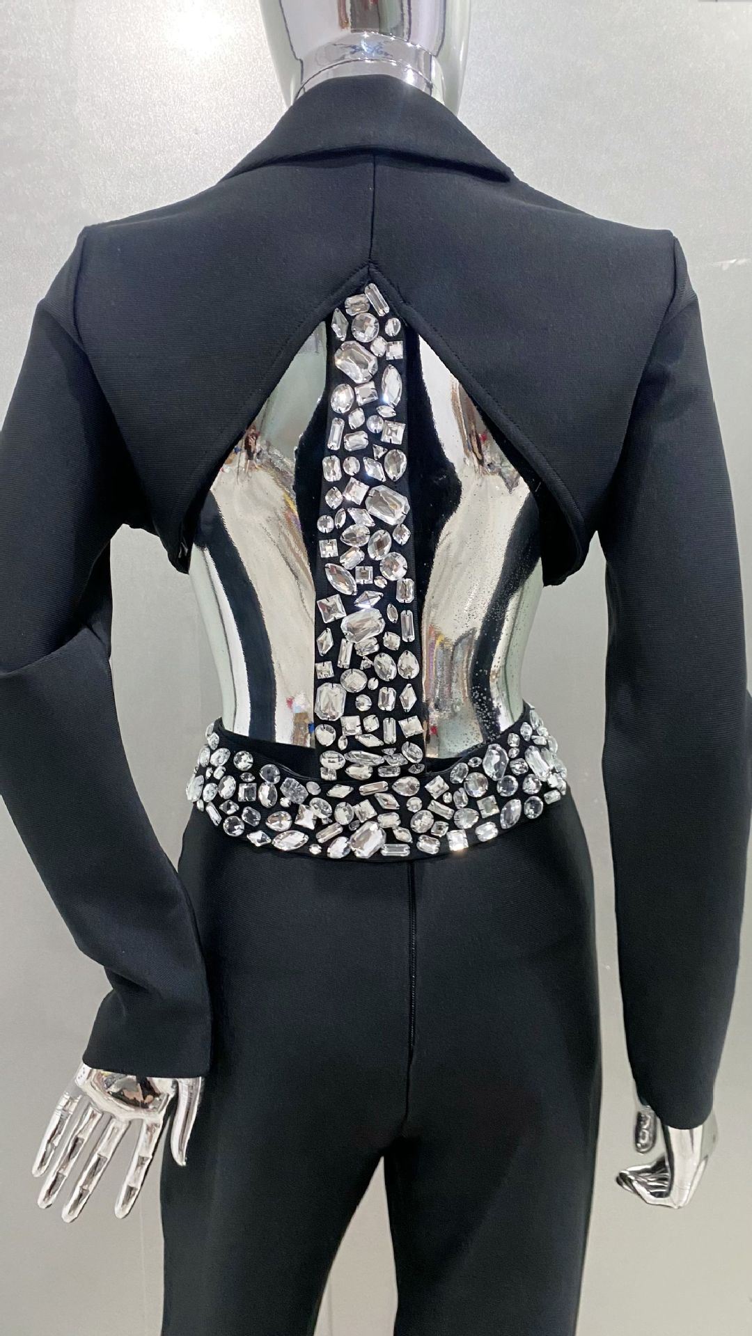 Luxury Crystal-Embellished Open-Back Top & Skinny Pants Set – Sexy Cutout Outfit For Nightlife & Evening Glam (XS-L, Black/White)​_ecoleips.com