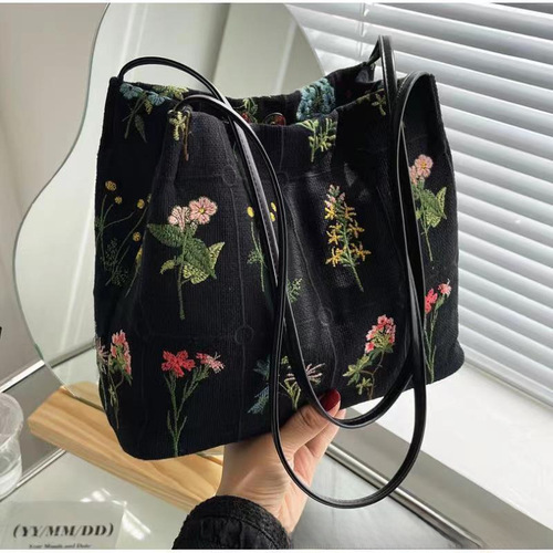 Large-capacity bag women's summer versatile new canvas casual shoulder bag high-end class commuting bucket bag