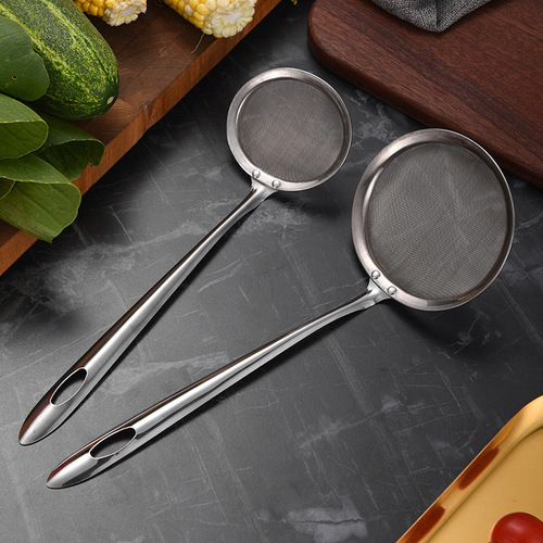Oil separator stainless steel oil filter spoon multi-functional grease spoon kitchen oil separator oil grid colander oil skimmer oil leak spoon