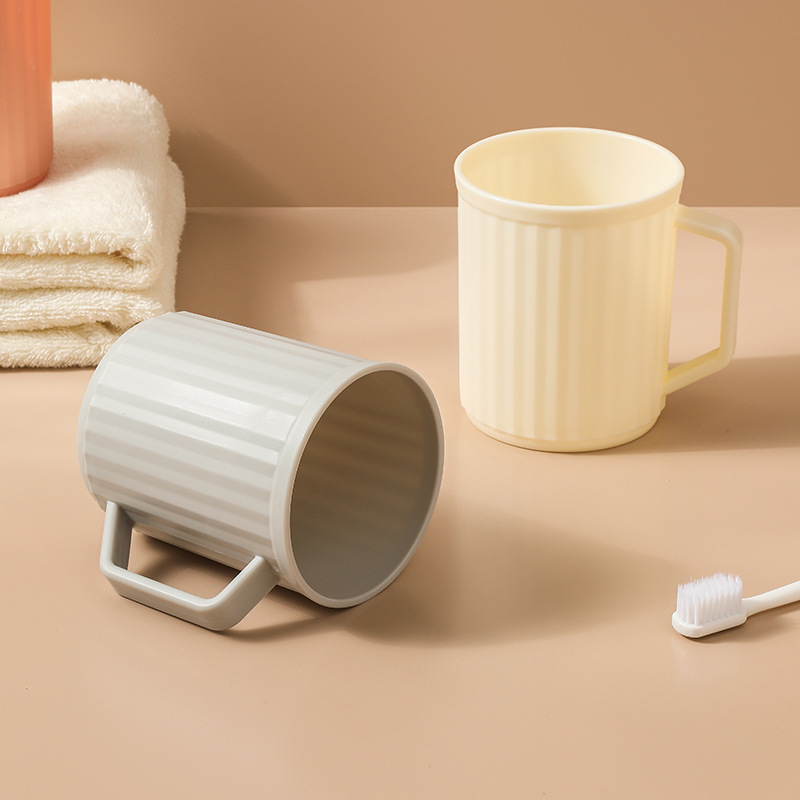Nuevo estilo fresco patrón vertical simple hogar cepillo de dientes taza color sólido gran capacidad baño abierto enjuague bucal al por mayor