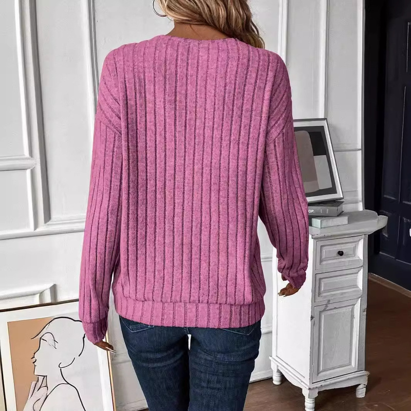2024 国境を越えた年ヨーロッパとアメリカのアマゾン秋と冬の新しい人気の長袖 V ネックニット Tシャツカジュアル無地トップス婦人服|undefined