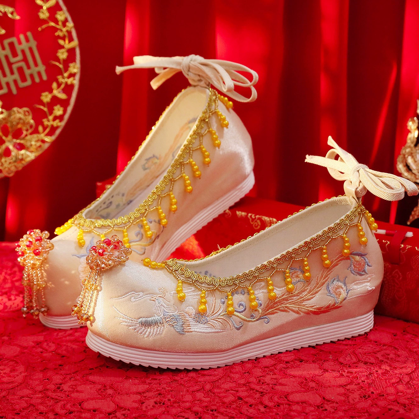 Autumn high wedding shoes for bride, Hanfu, footwear, Chinese style, champagne color