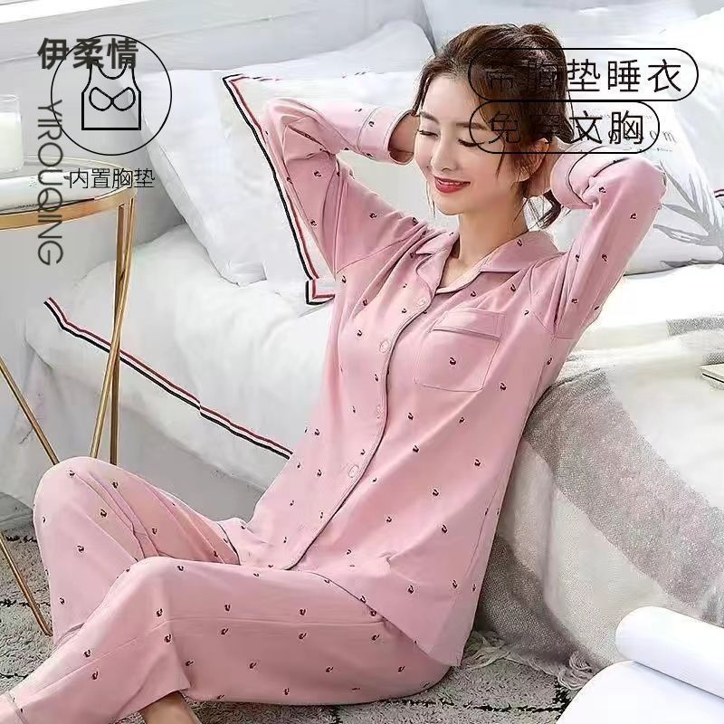 Pijama de algodón con cojín de pecho para damas de mangas largas de dos piezas, primavera y otoño, ropa para el hogar de invierno se puede usar.