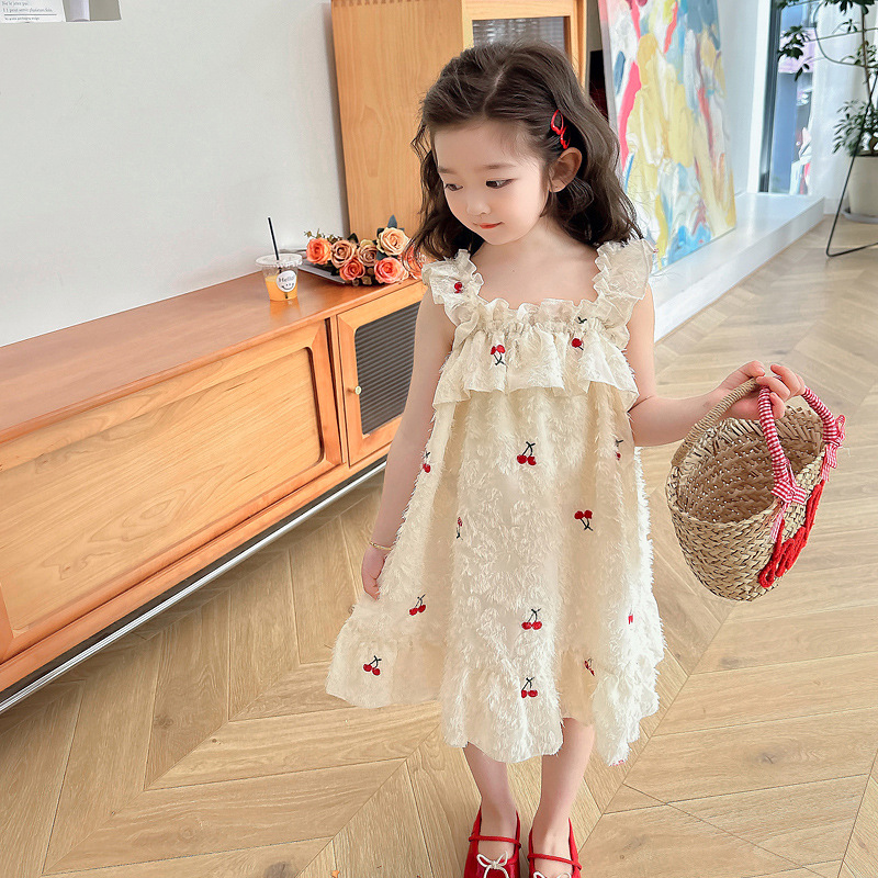 Summer fashionable skirt