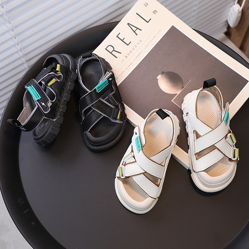 Children's Sports Sandals 2024 Summer New Boys Korean Style Fashion Beach Shoes Soft Sole Baotou Sandals 1-9 Years Old