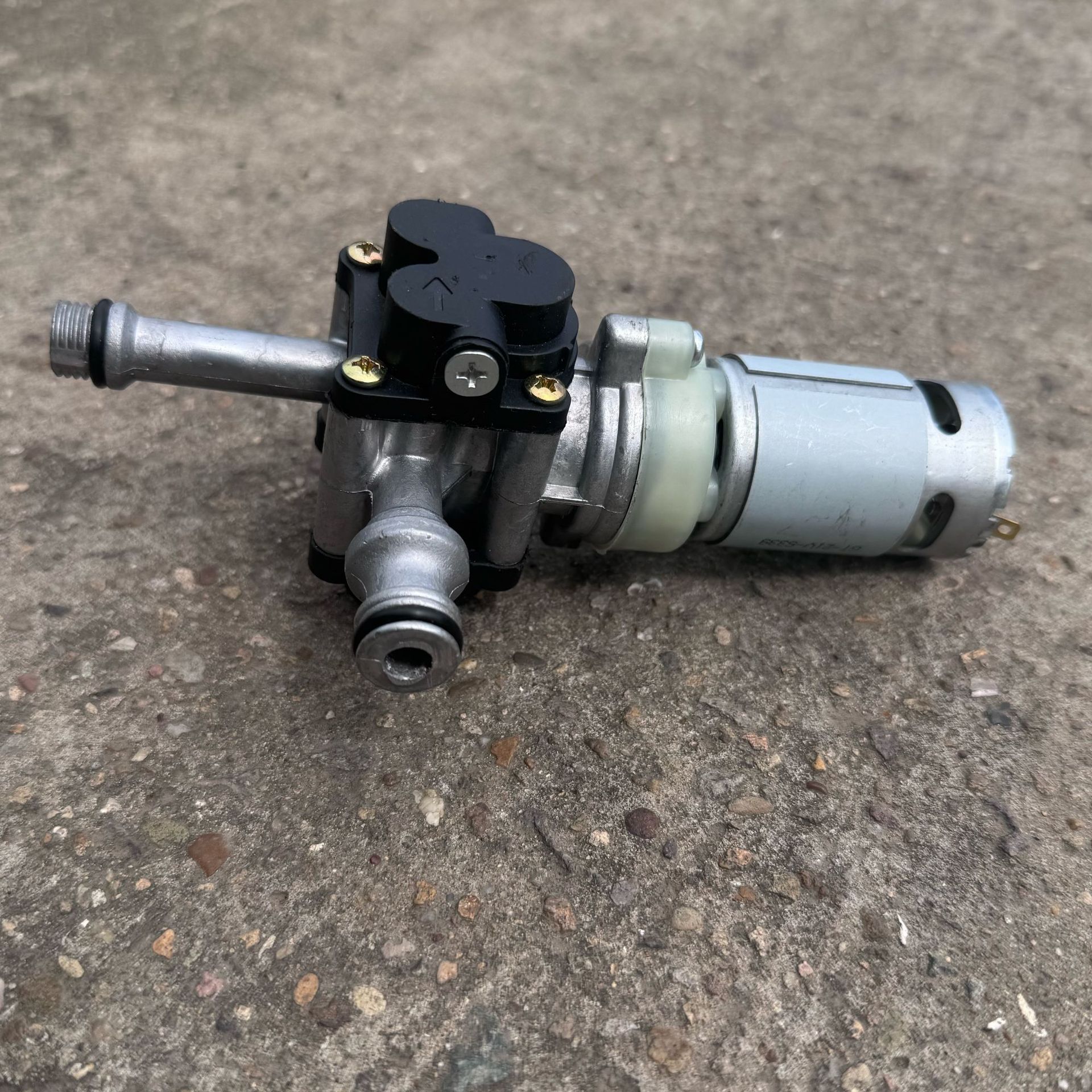 _cgi-bin_mmwebwx-bin_webwxgetm