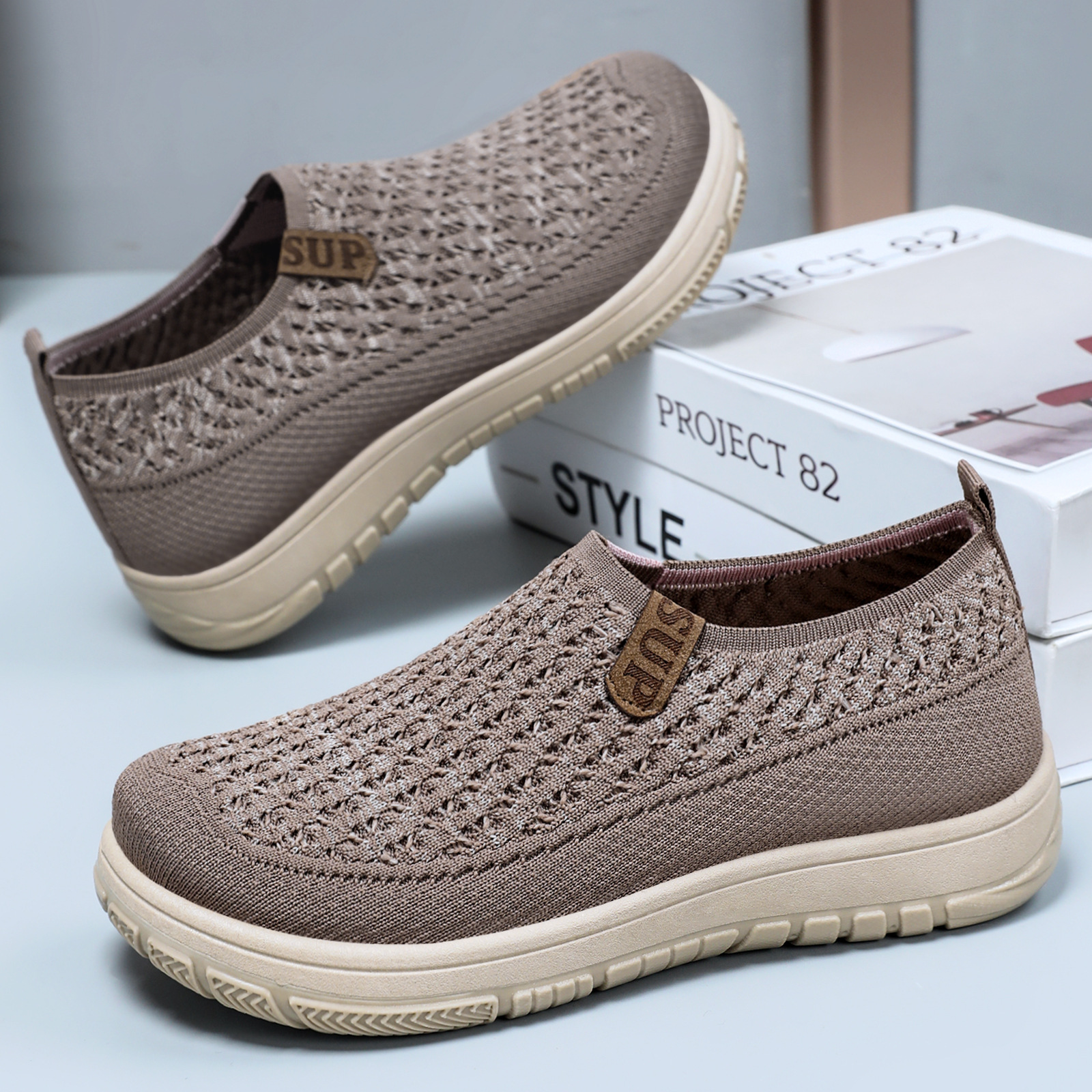 Zapatos zapatos casuales de todo fósforo de color sólido para mujer, zapatos perezosos de un pie, suela suave, pies no cansados, zapatos planos de comercio exterior, zapatos de mujer al por mayor