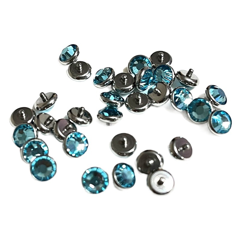 G23チタン埋釘盤リップルドリルカップはチェコドリルのピアスの外歯f136チタン合金の人体穿刺アクセサリーをはめ込んでいます。