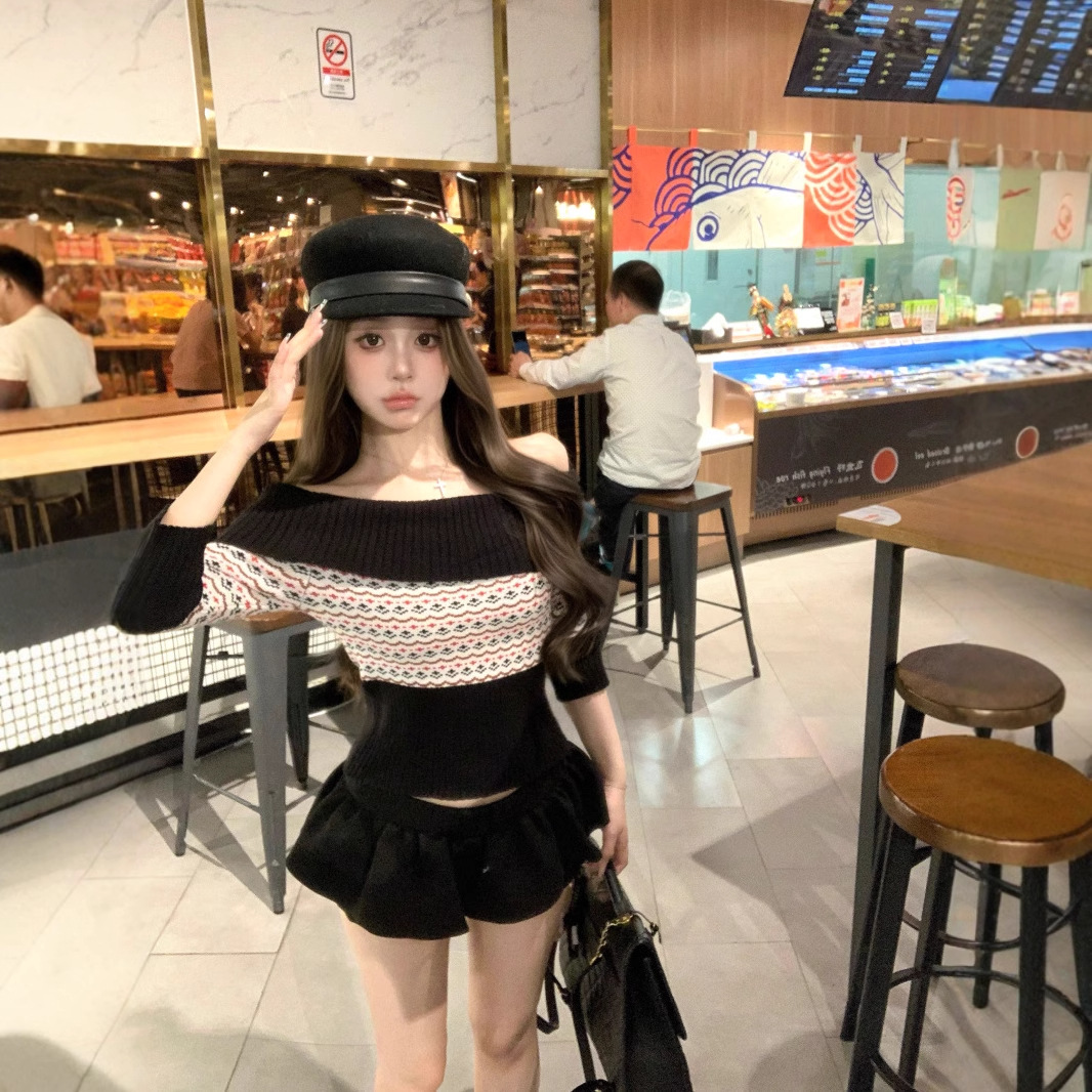 2024 빈티지 콘트라스트 스티칭 자카드 오프 숄더 스웨터 여성의 겨울 핫 걸 짧은 스트레치 니트 탑