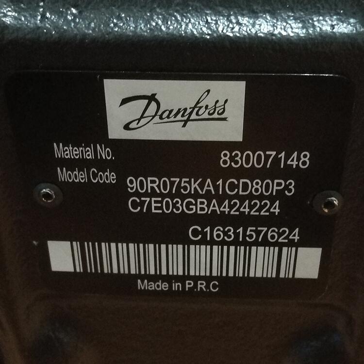 90R075KA1CD80P3C7E03GBA424224 # Danfoss//丹佛斯，液压泵