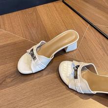 �߼��������ư�ɫ�߸�����ЬŮ2025���ļ�¶ֺС���һ�ִָ���Ь