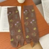 No. 4 brown pair