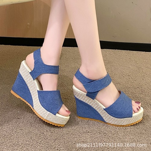 2024 Summer New Arrival European and American Style Foreign Trade Wedge-Heel Lightweight Fish-Mouth Sandals for Women, with Strap Buckle, Flat Sole, Roman Style—Comfortable Drop Shipping