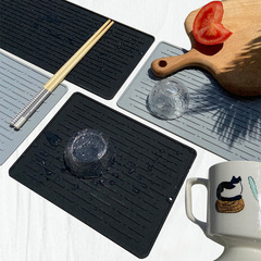 家用廚房衛浴間瀝水墊硅膠隔熱墊大中小尺寸防滑防水茶水杯墊批發