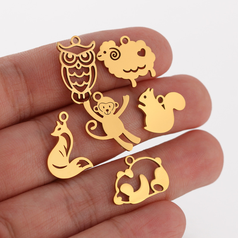 Cross-border stainless steel jewelry accessories pendant mirror polished animal pendant DIY monkey squirrel giraffe fox