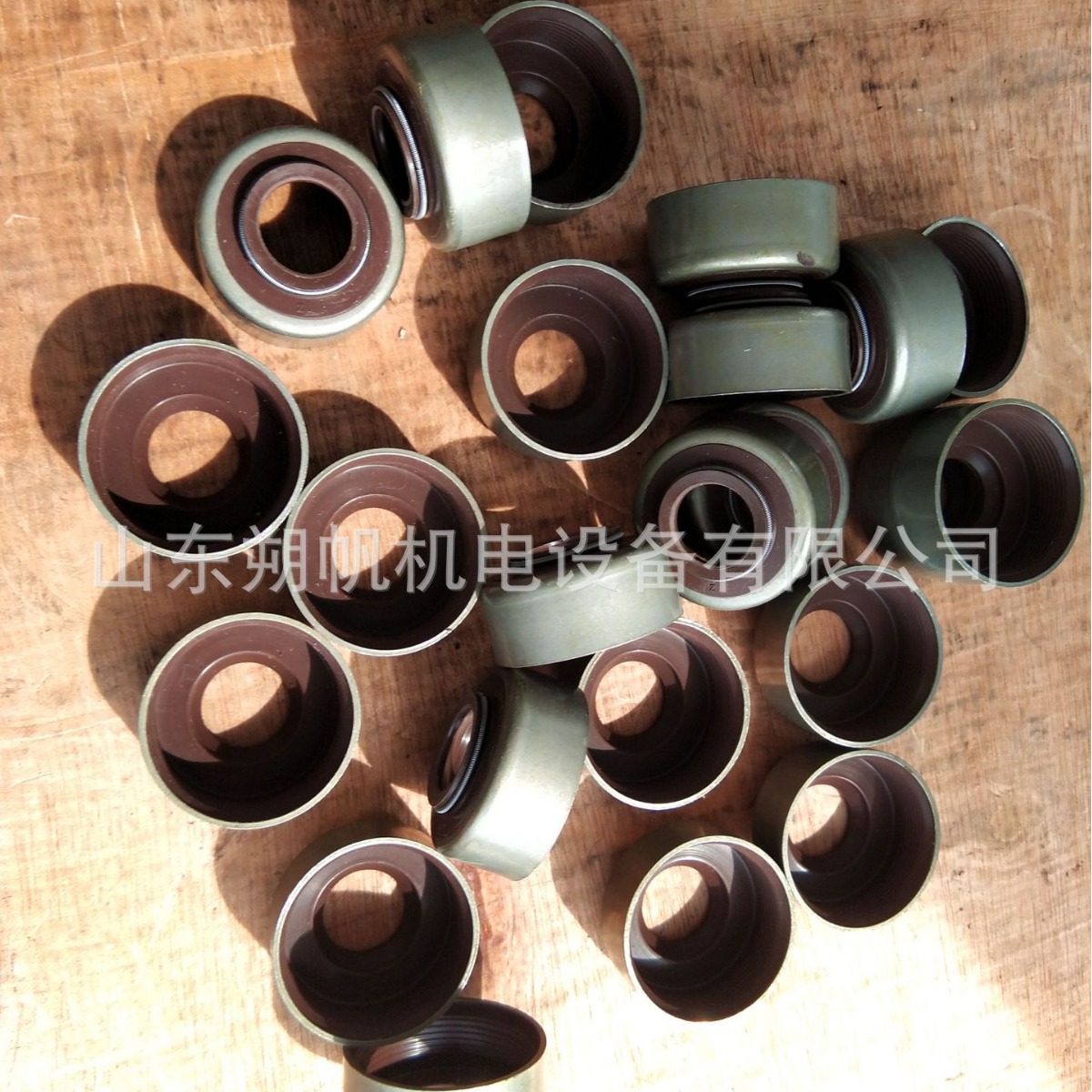 供应淄博淄柴6210船用柴油机气门油封210-03-400