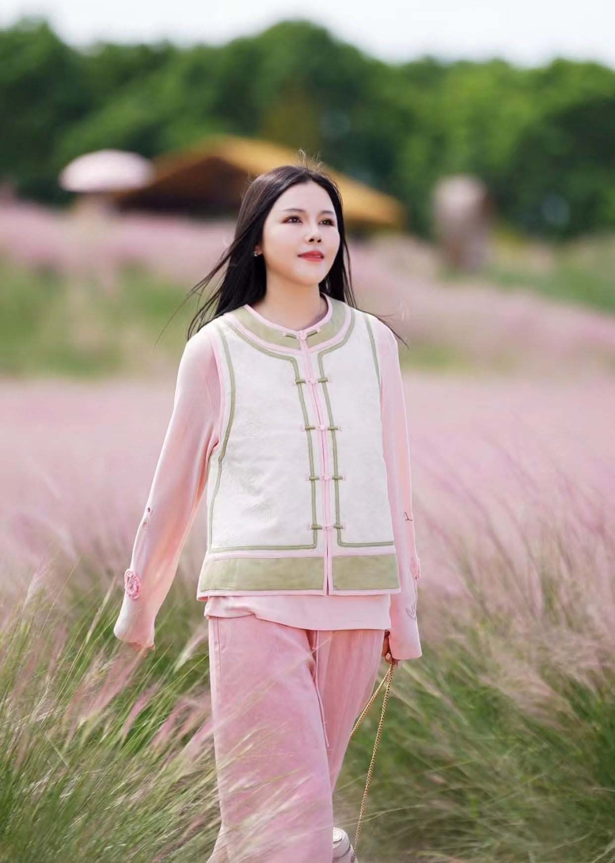 2025 otoño y invierno nuevo estilo chino nuevo estilo nacional ramie bordado chaleco de algodón de color sólido retro chaleco sin mangas abrazadera de caballo