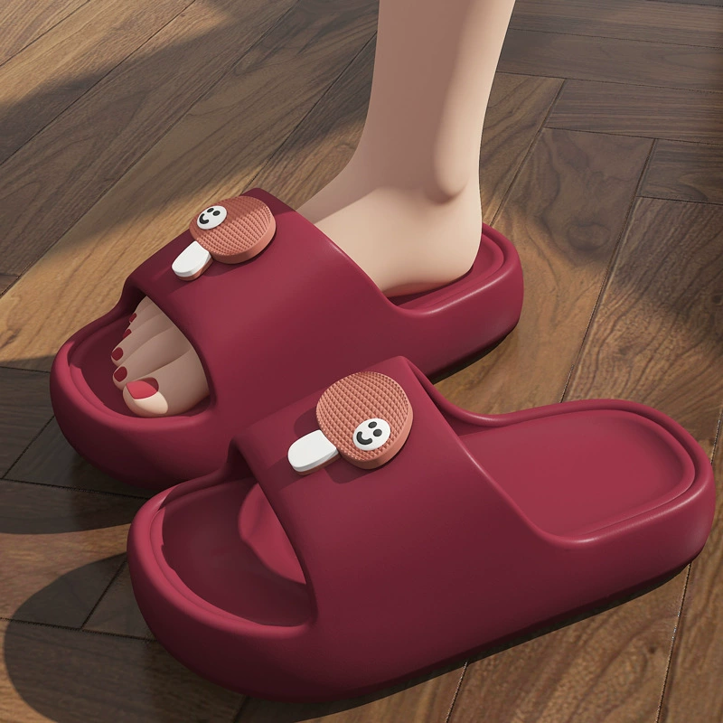 Симпатичные грибы повседневные легкие крытые тапочки женский 2025 лето противоскользящая пара тапочки мужчины могут носить не вонючие ноги