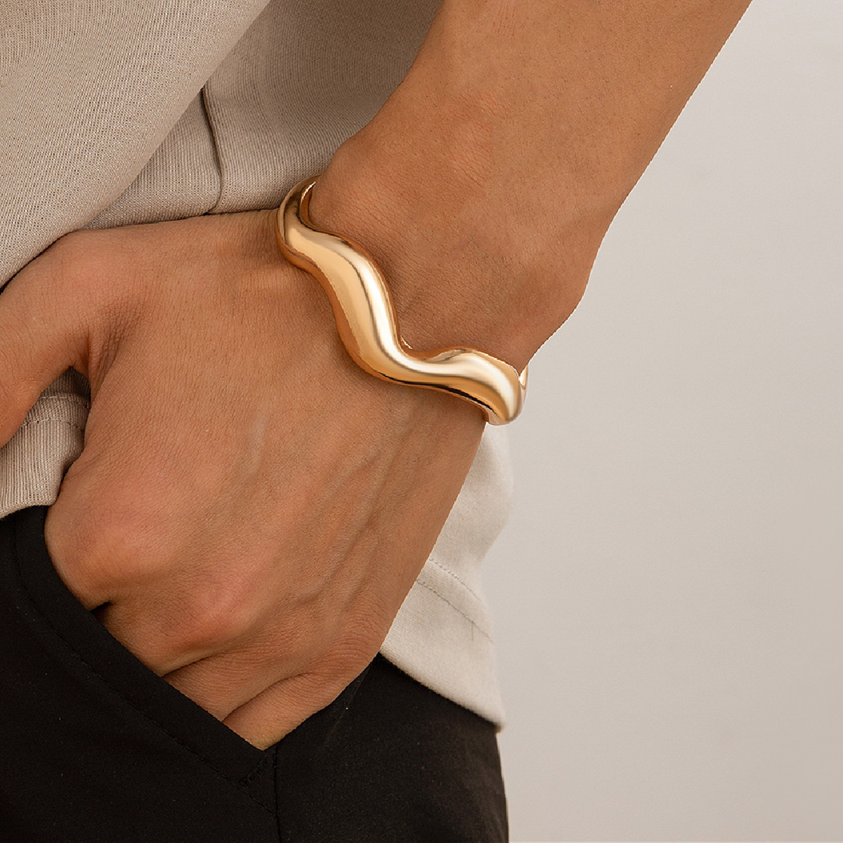 33g Weight Bangle Classification Alloy Chain Material 1 Piece Quantity Daily Occasion Alloy Material Solid Color Pattern Men's Gender Hip-Hop Style Hip-Hop Solid Color Alloy Men's Bangle Men Cuff & Bangle 无