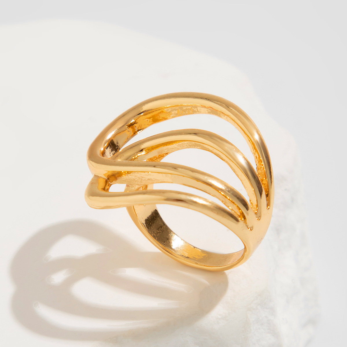 02 light gold ring 0822