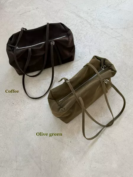 Korean version 2026 new autumn and winter vintage casual Boston large-capacity shoulder pillow bag versatile commuter underarm bag