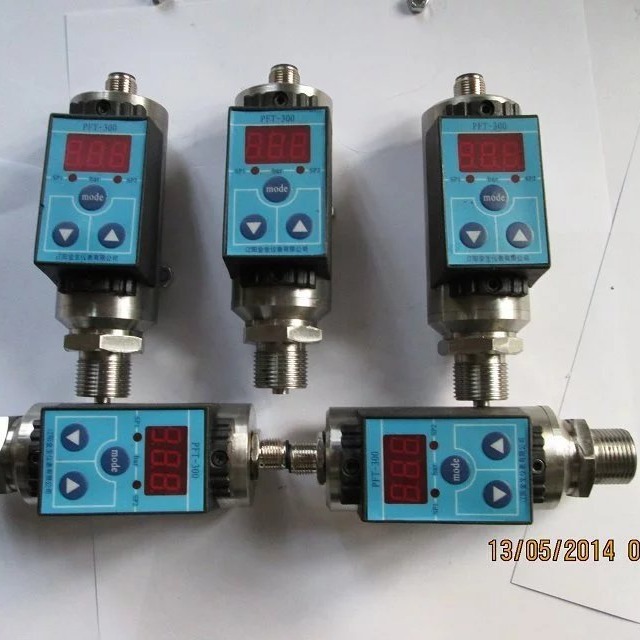 数显压力控制器PFT-300、压力开关、电接点压力表.厂家直销