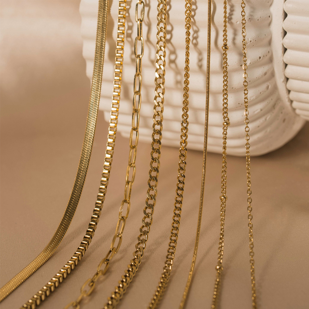 Collier Multi-rangs Plaqué Or En Acier Inoxydable Style Minimaliste_voghion.com