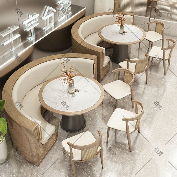 Sofá de asiento de tarjeta semicircular para restaurante occidental, restaurante de hotpot personalizado, restaurante de barbacoa, restaurante de restauración, mesa y silla de madera maciza de vidana tejida