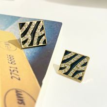 新款S925银针黑色滴油方形镶钻耳钉女日韩简约风显气质百塔耳饰潮