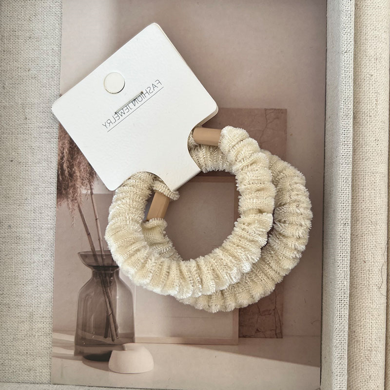 20g Weight Hair Tie Hair Accessories Type 1 Piece Quantity Daily Occasion Plush Material Solid Color, Horse Pattern Winter, Autumn, Autumn&Winter Season Women's Gender Simple Style Style Simple Style Women's Solid Color Horse Plush Hair Tie 8