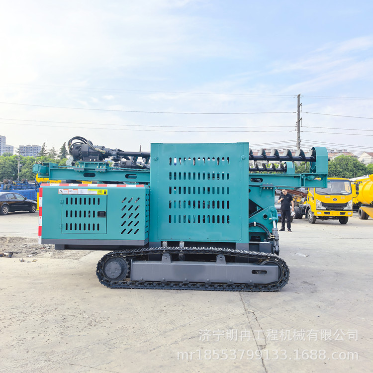 高低腿光伏打桩机