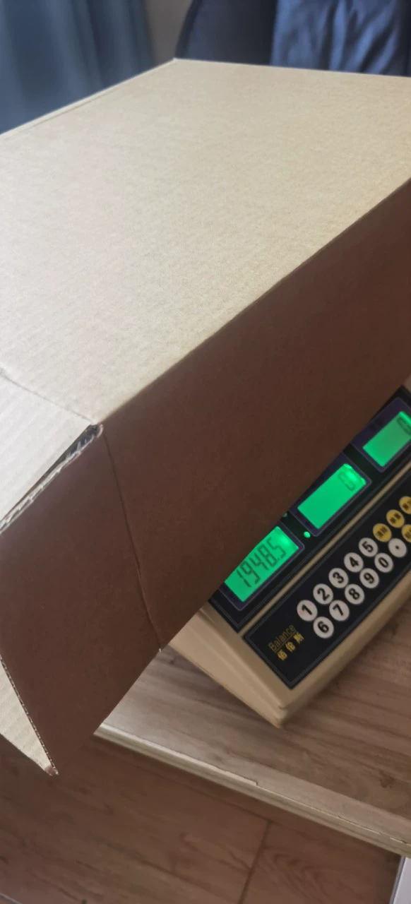 Картон (17 ящиков, 33 ящика, картонная упаковка)