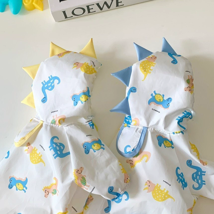 Весной и летом новый динозавр превращается в костюм для собак