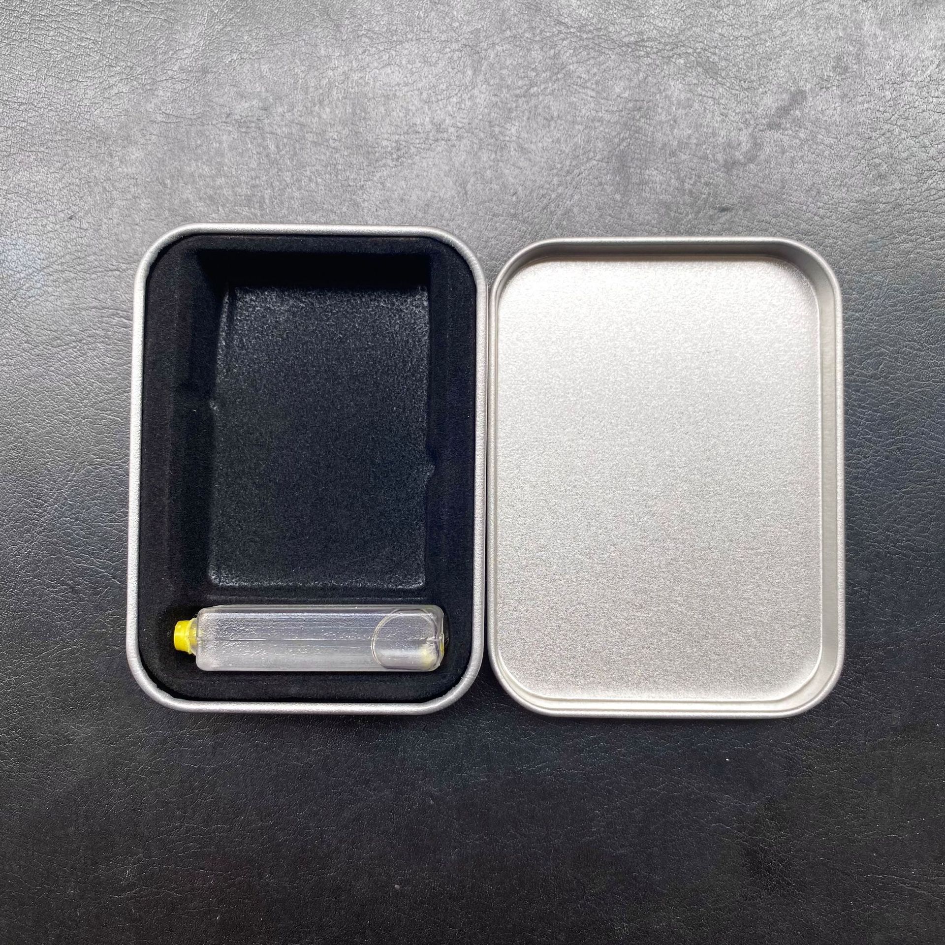 9FFA0C957B7D21FE5FAC52F6F38315