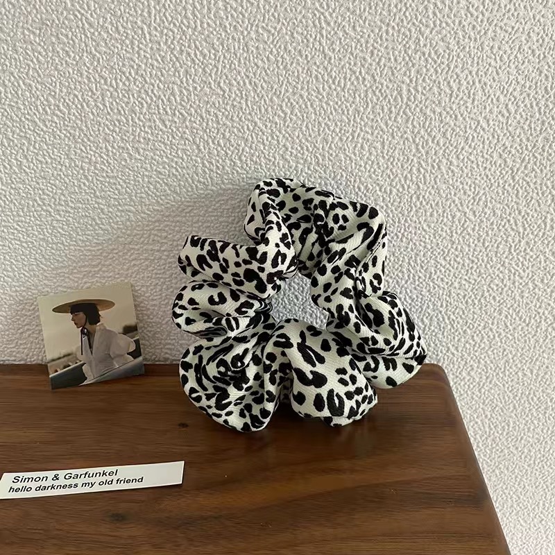 Coffee, White, Black Color Autumn And Winter New Milk Tea Color Hair Rope Leather Accessories