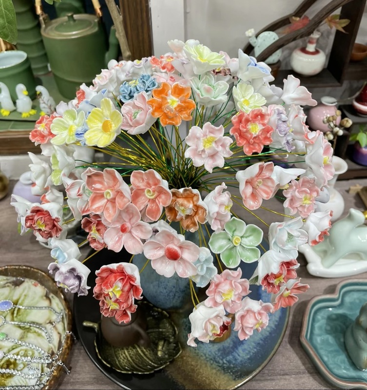 Zhaozhu Jingdezhen 高温手作りセラミックフラワーフル模擬花花瓶装飾花束ガールフレンドギフト|undefined