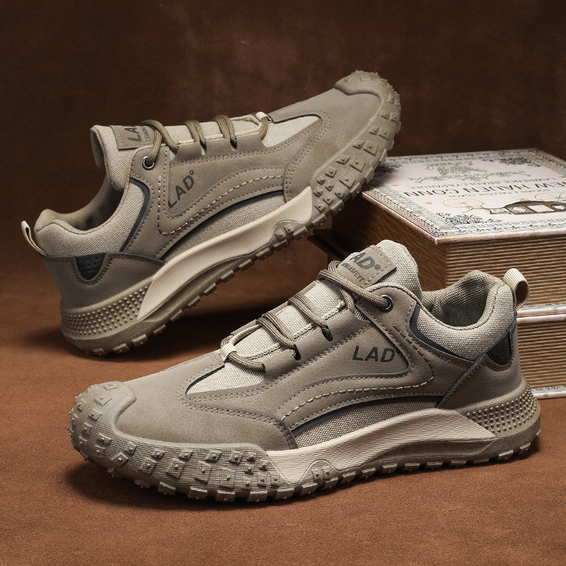 Zapatos de hombre 2024 nueva moda mallas respirables zapatos deportivos casuales al aire libre versátiles antideslizantes y resistentes al desgaste zapatos de montaña