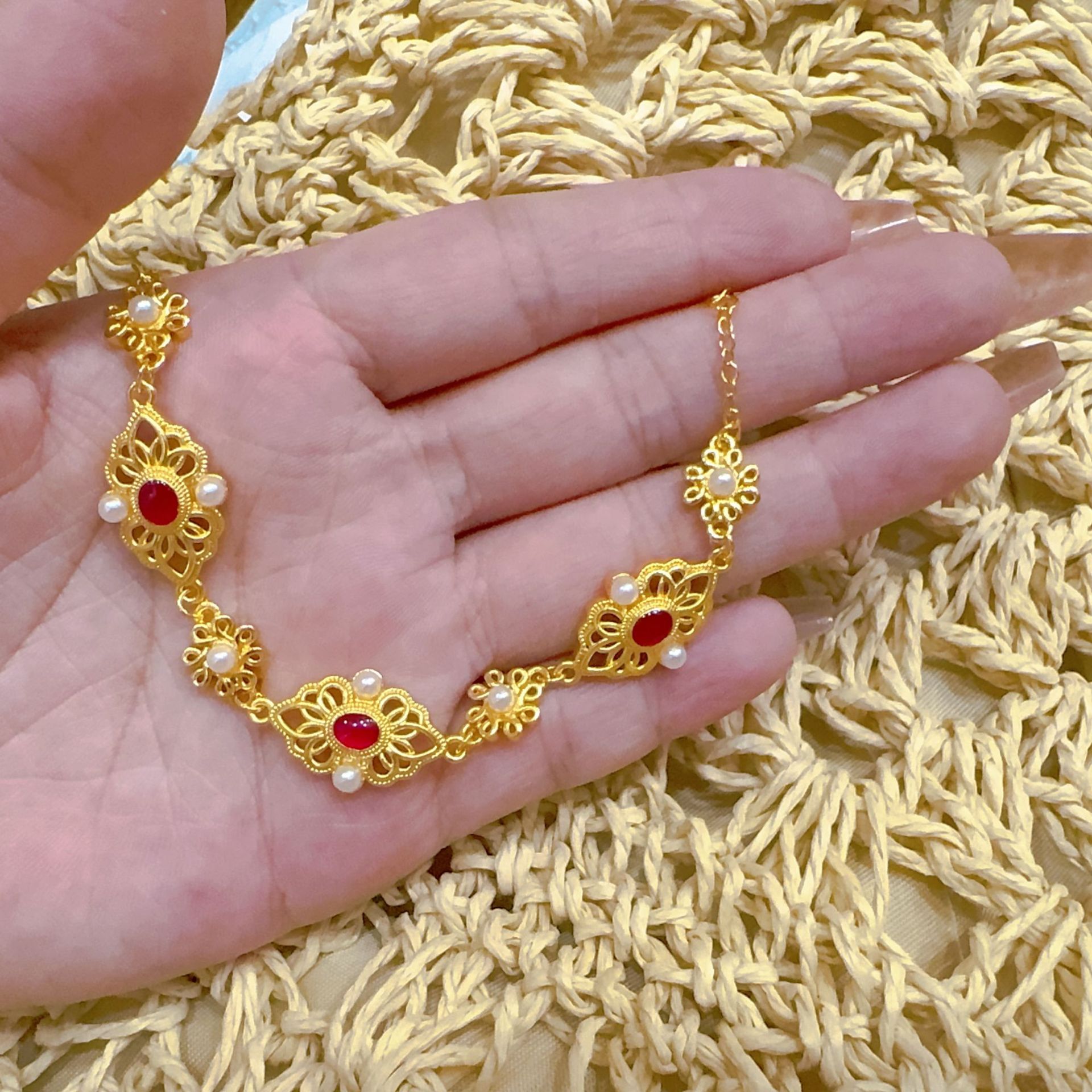 新品古法沙金手链复古镶嵌仿珍珠花丝凤熹手串女复古气质饰品货源