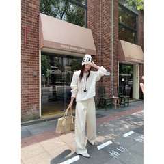 趋梦DT ETOLIE梨形身材百搭白色加绒牛仔裤女秋冬休闲显瘦阔腿裤