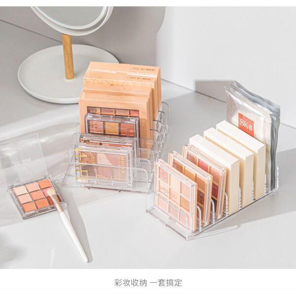 table eyeshadow palette