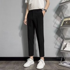 春と秋のカジュアルパンツ9分のズボンは熱くないファッションです。