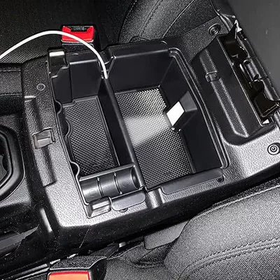 JL Jeep Wrangler central | Armrest box